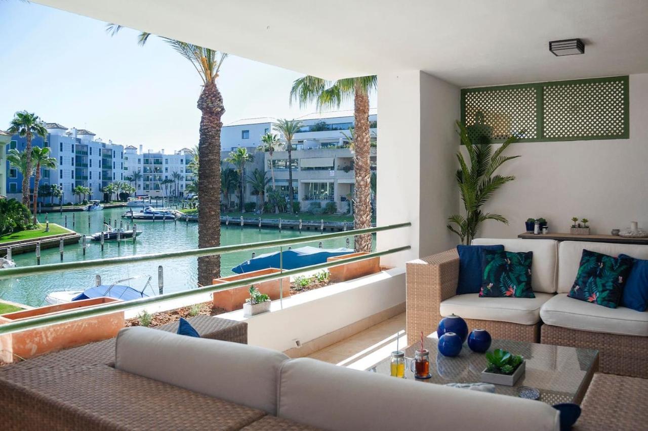 Polo Royale Waterfront Luxury Apt - 3 Terraces And Pool Sotogrande Eksteriør bilde